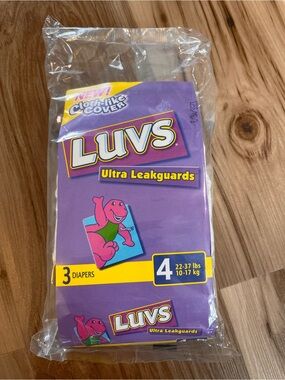 NOS Sealed Vintage Barney Diapers Luvs Size 4 3 Pack Unopened 2001 New (1792)